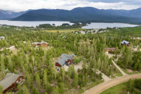 Thompson Lodge cabin